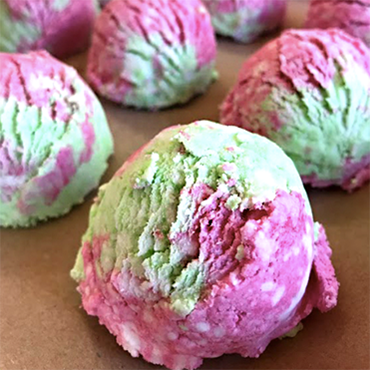 I Scream, You Scream, We all Scream For Bubbling Ice Cream Scoops!