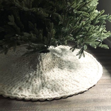 Hand Knit Tree Skirt
